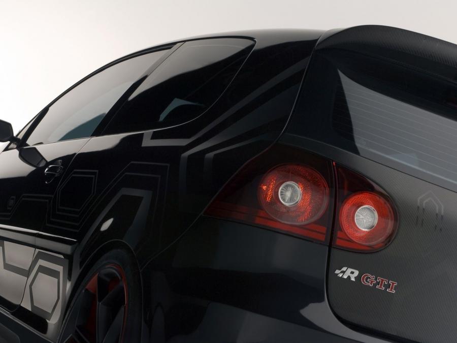  Volkswagen Golf R GTi Concept 2006 года  (фото 22 из 25)